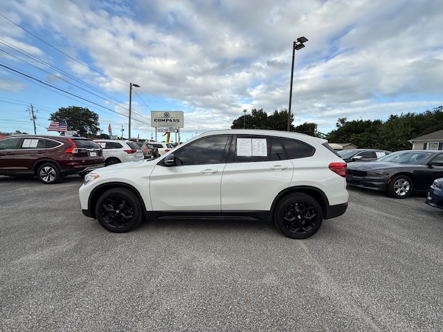 2019 BMW X1 28i's photo