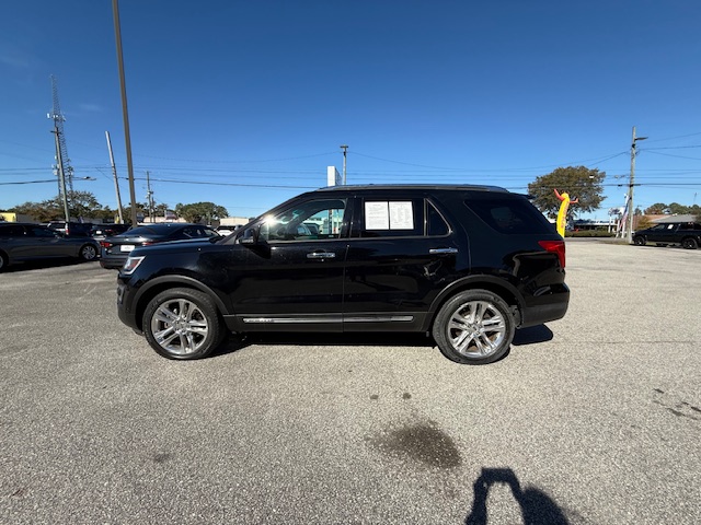 2016 Ford Explorer Limited's photo