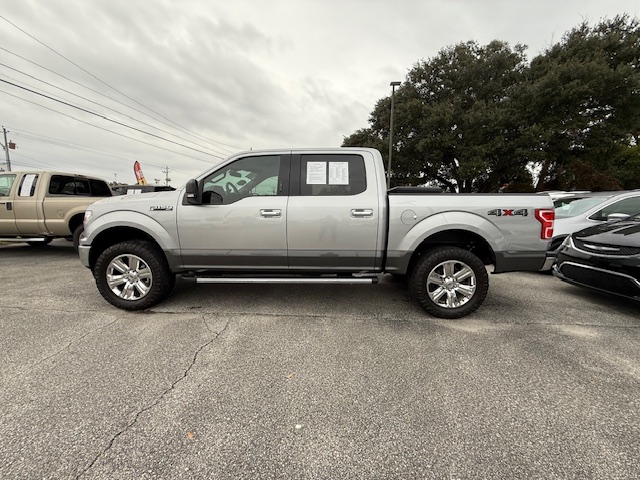 2020 Ford F-150 XLT's photo