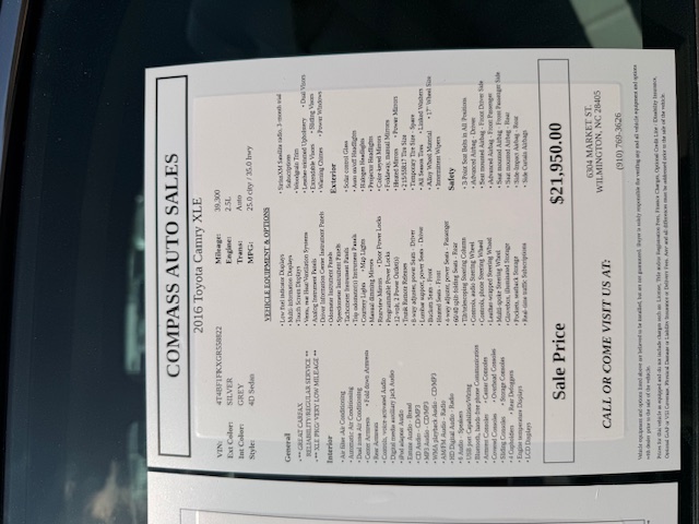2016 Toyota Camry XLE - Photo 9